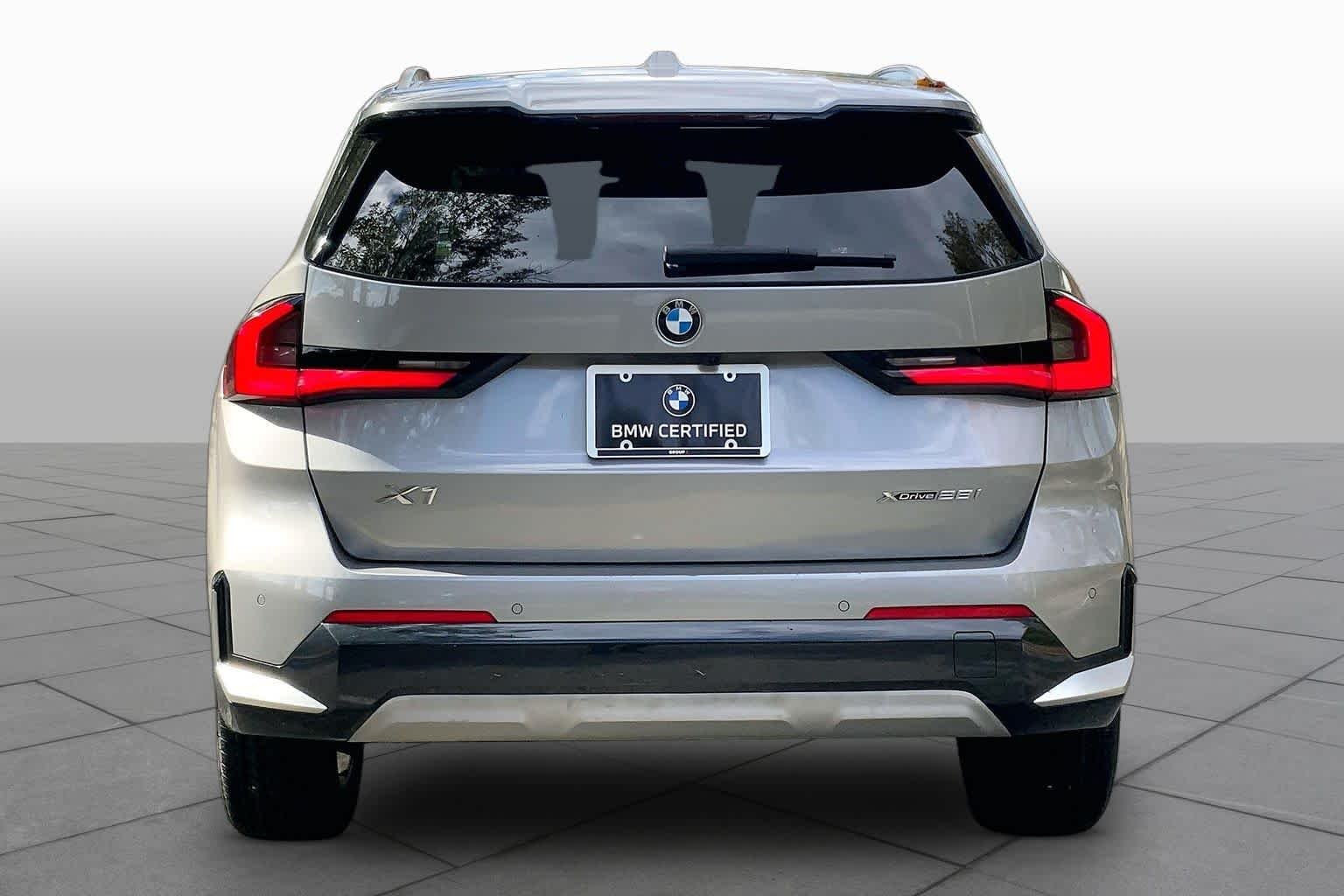Certified Used 2023 Space Silver Metallic BMW xDrive28i image 4