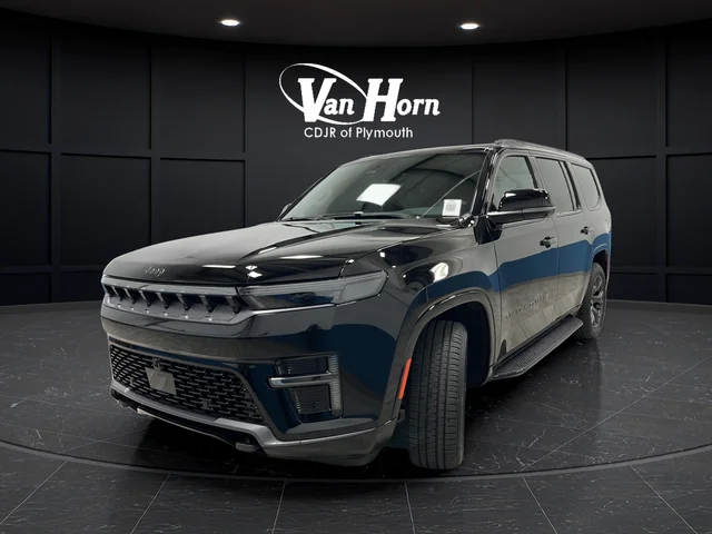 New 2026 High Gloss Black Exterior Paint Jeep Limited Altitude image 3