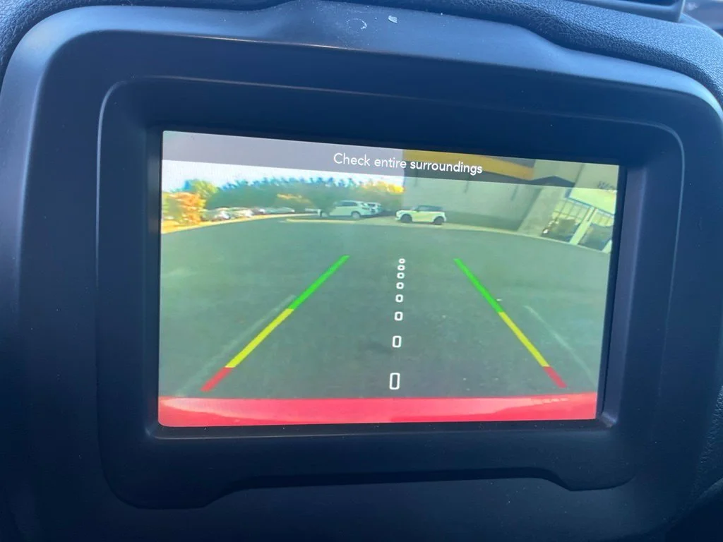 Used 2018 Red Jeep Trailhawk image 15