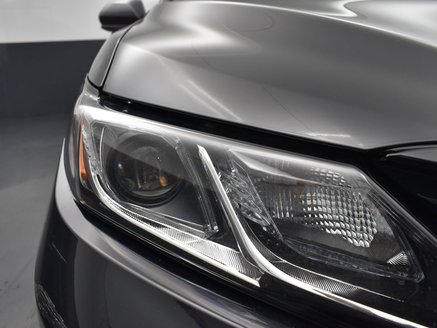 Used 2021 Midnight Black Metallic Toyota LE image 6