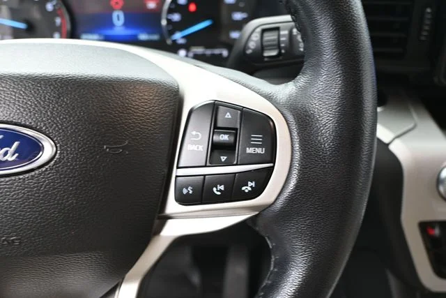 Used 2022 White Ford XLT image 22