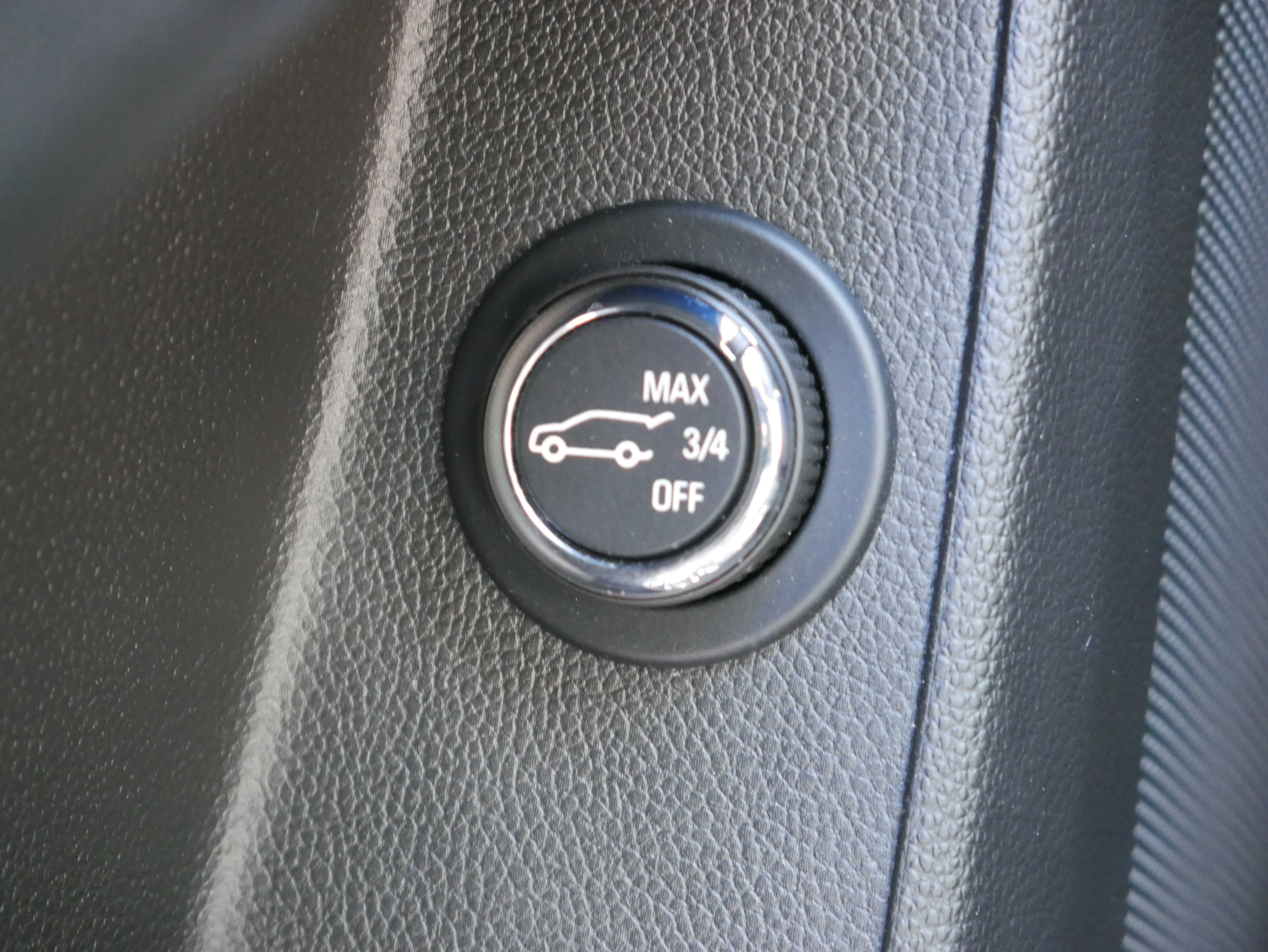 Certified Used 2023 Mosaic Black Metallic Chevrolet LT Cloth image 31