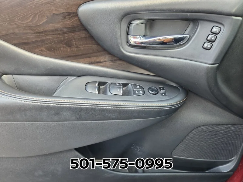 Used 2021 Scarlet NISSAN FWD PLATINUM image 33