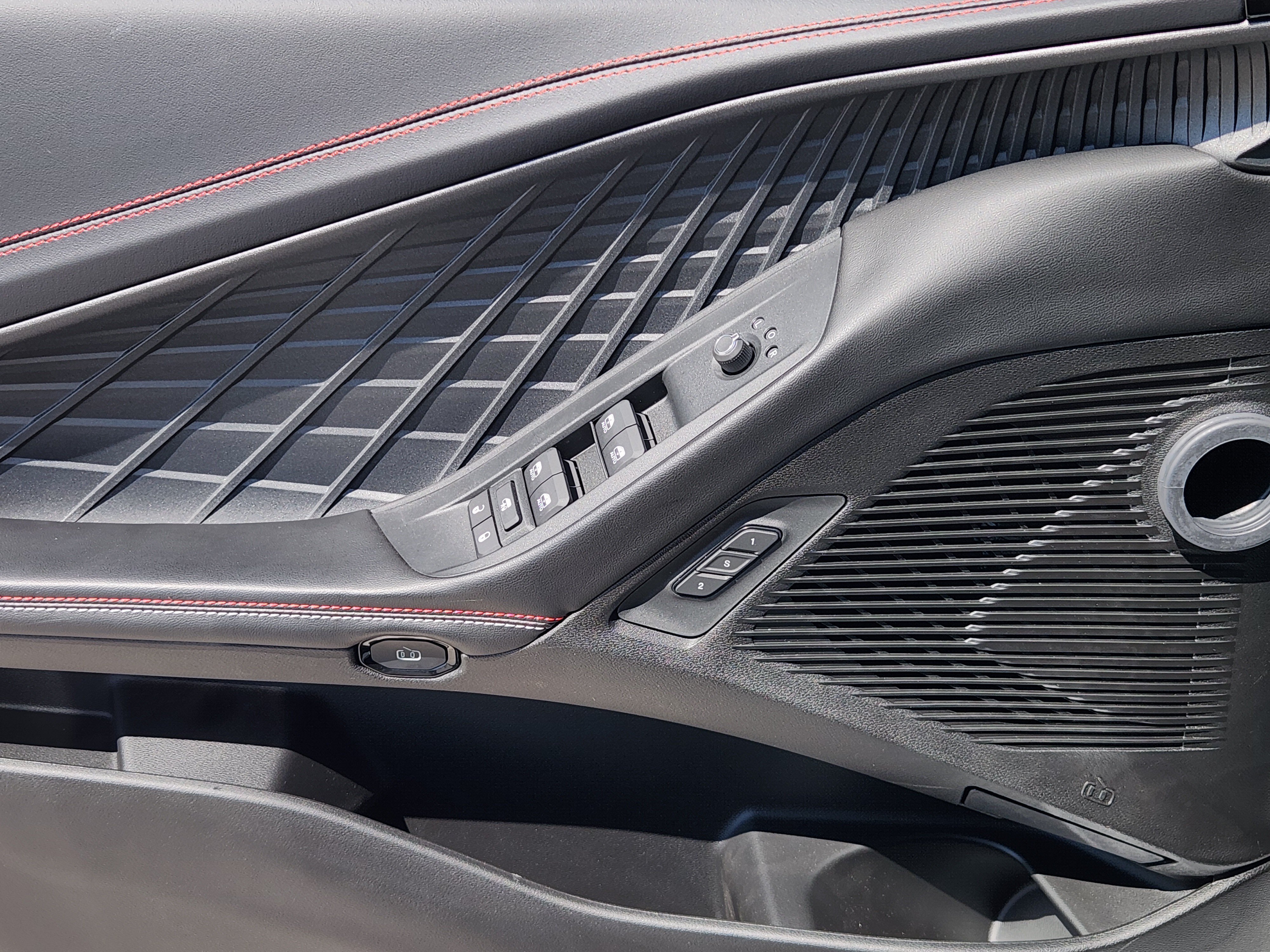 New 2026 White Knuckle Dodge R/T image 17