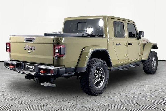 Used 2025 Green Jeep Mojave image 6
