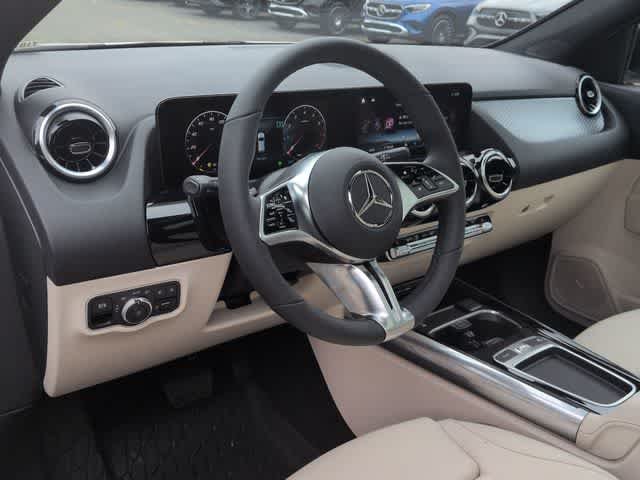 New 2026 Polar White Mercedes-Benz GLA 250 image 10
