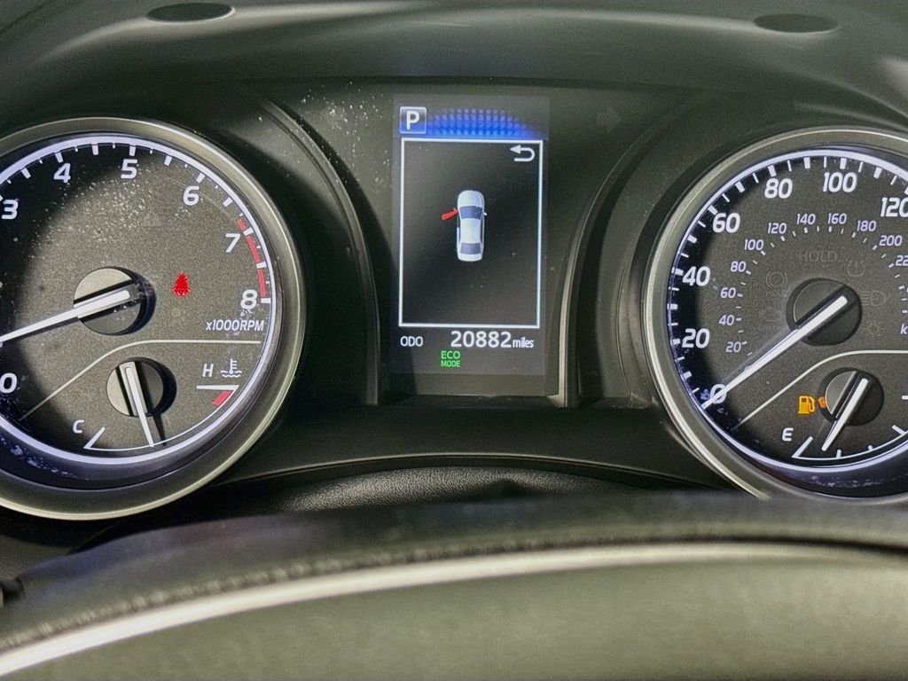 Used 2024 Ice Cap Toyota LE image 13