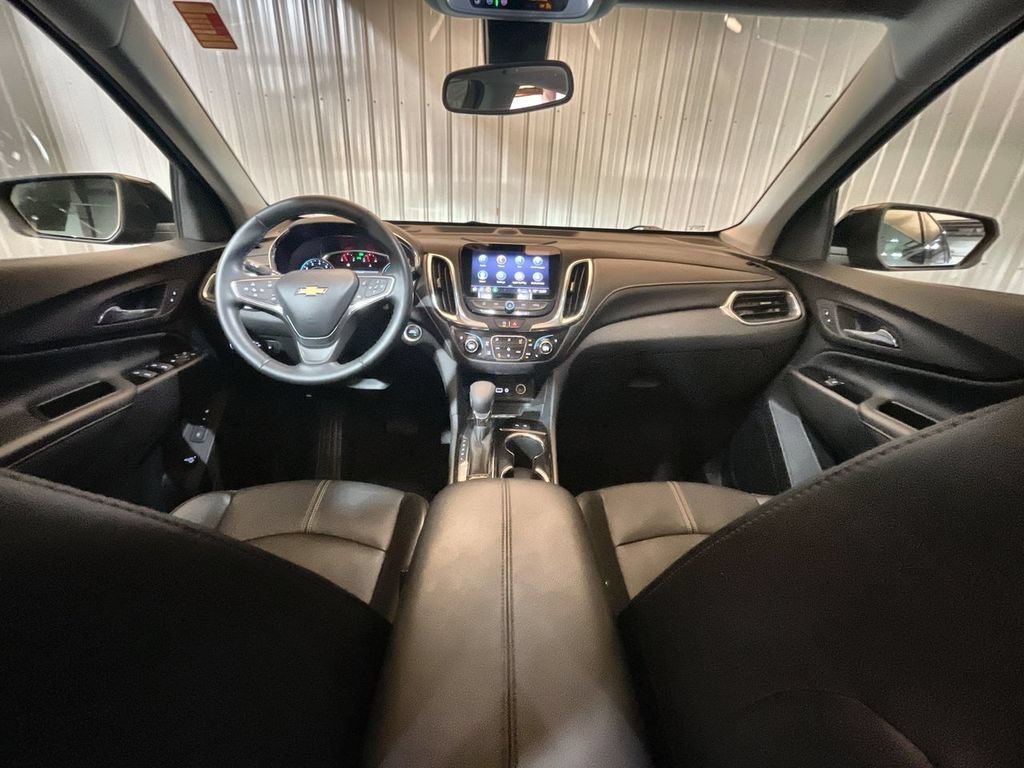 Used 2024 Mosaic Black Metallic Chevrolet Premier image 19