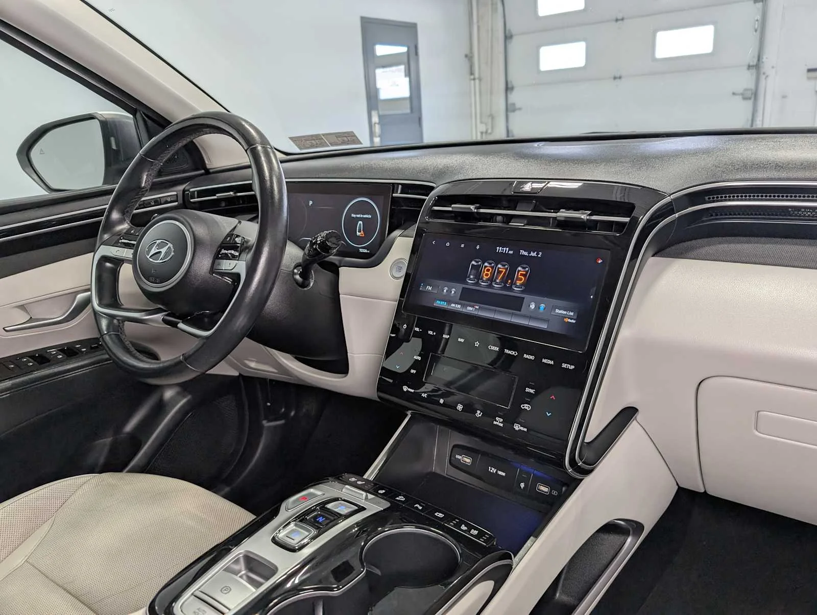 Used 2023 Serenity White Pearl Hyundai Limited image 43