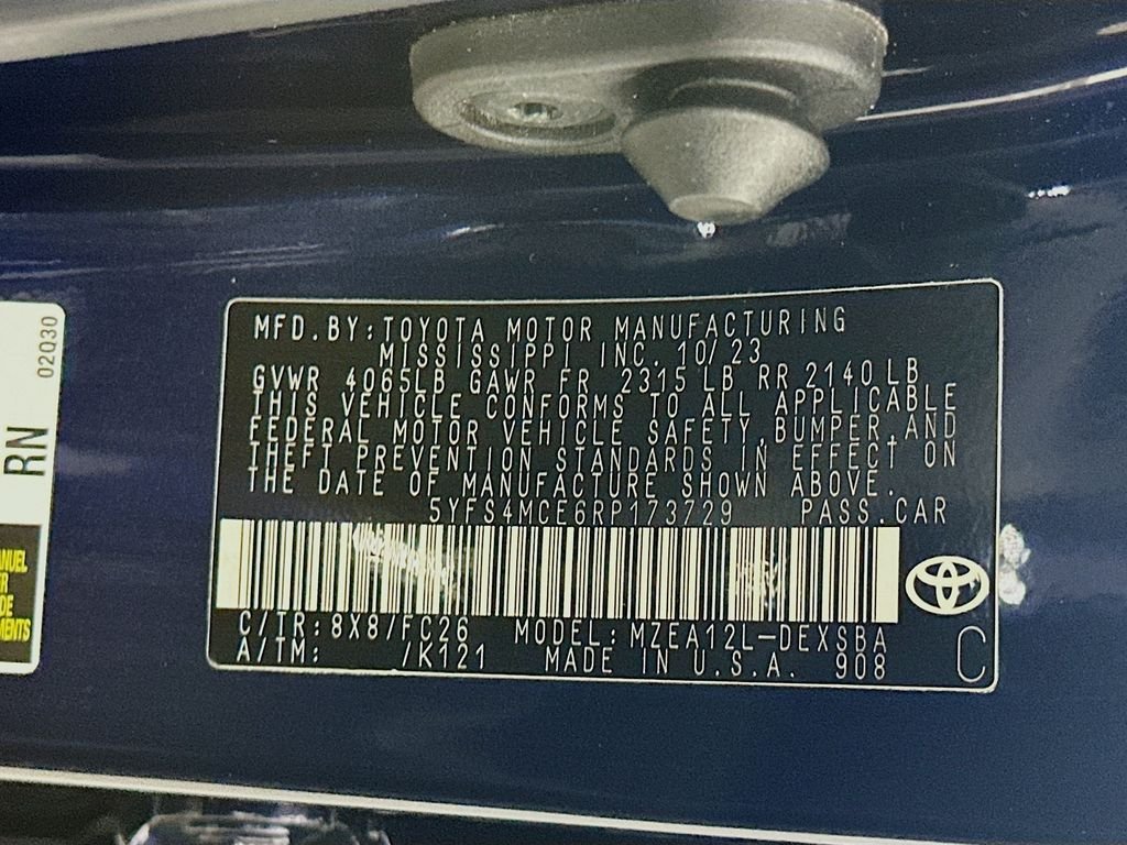 Used 2024  Toyota SE image 30