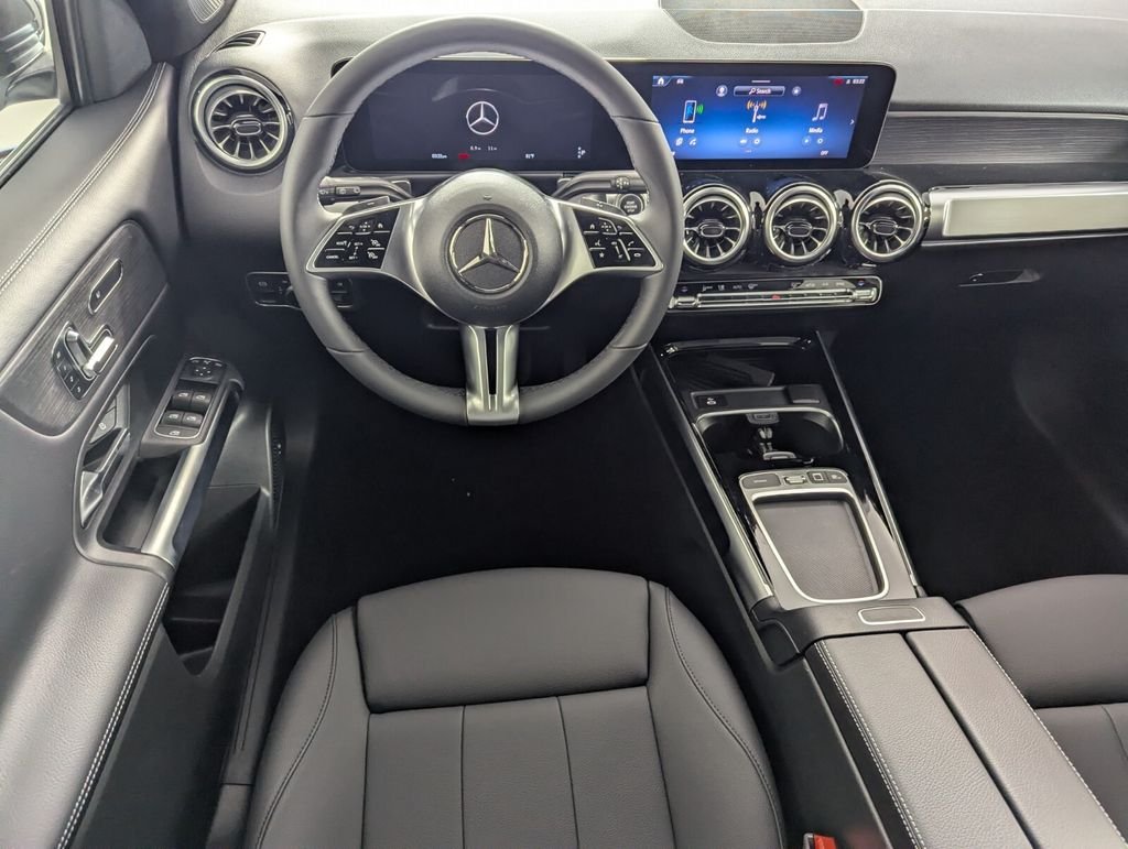 New 2026 Night Black Mercedes-Benz GLB 250 image 10