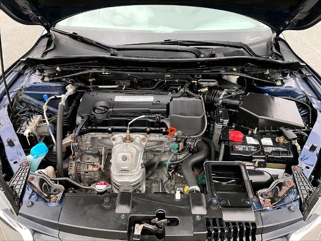 Used 2015 Blue Honda EX image 29
