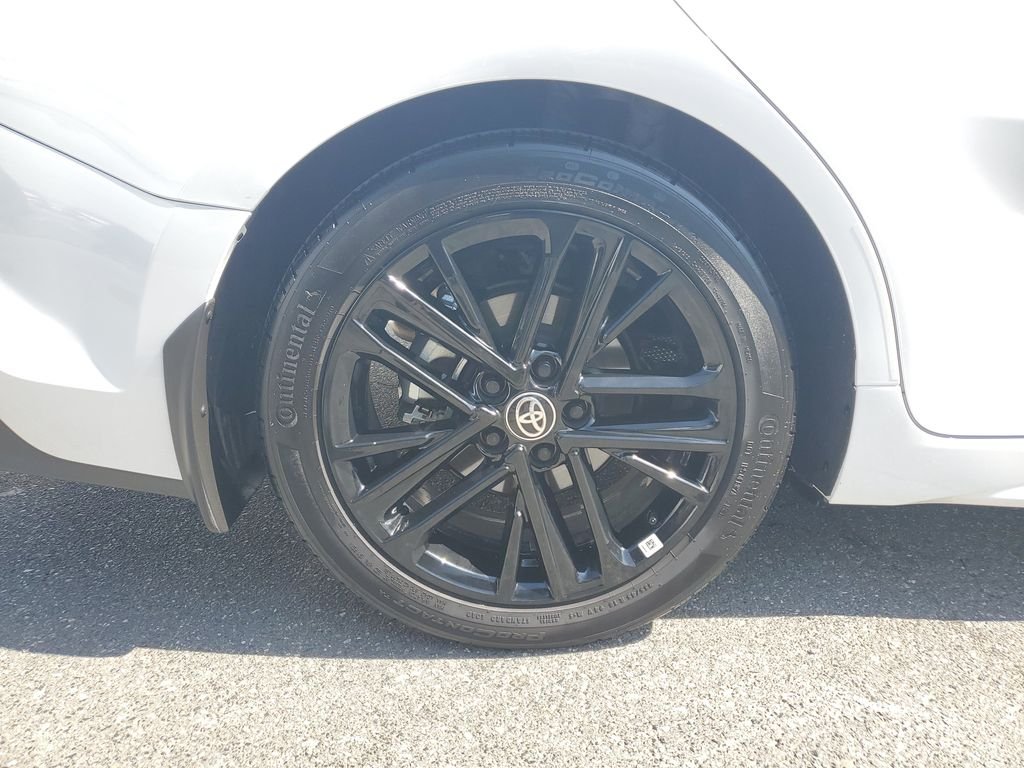 Certified Used 2026 Ice Toyota SE image 5