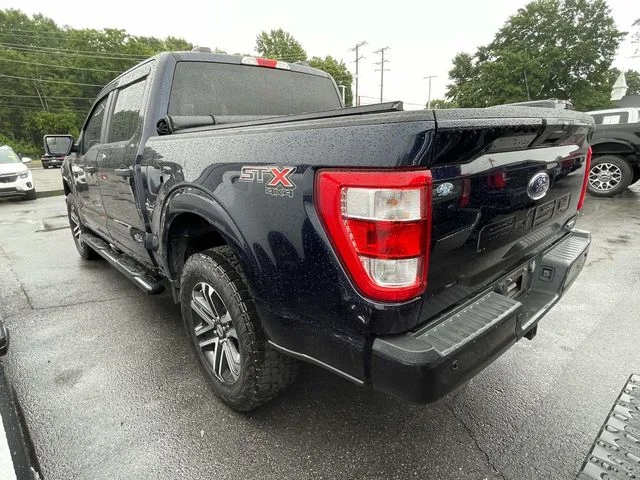 Used 2023 Blue Metallic Ford XL image 4