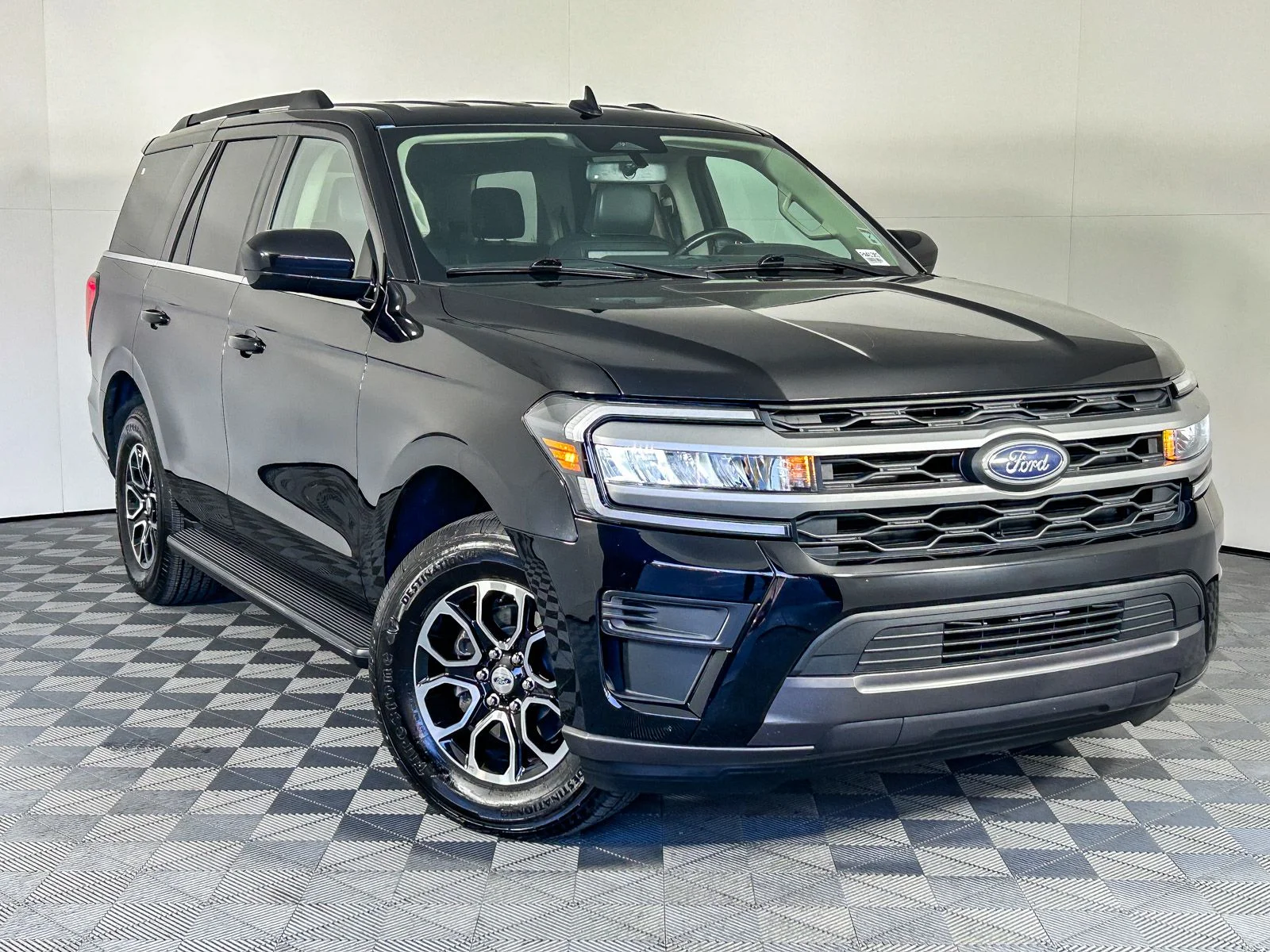 2024 Ford Expedition XLT 4x4's photo