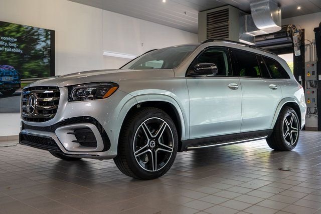 Certified Used 2026 Silver Mercedes-Benz GLS 450 image 3
