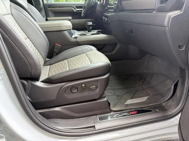 Used 2024 Slate Gray Metallic Chevrolet ZR2 image 13
