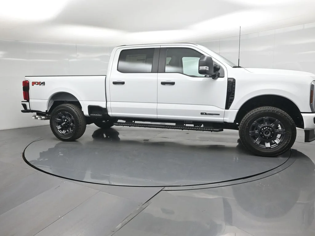 New 2026 Oxford White Ford XL image 20