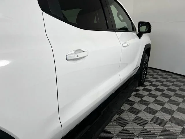 New 2026 Summit White GMC Elevation Extended Range image 9
