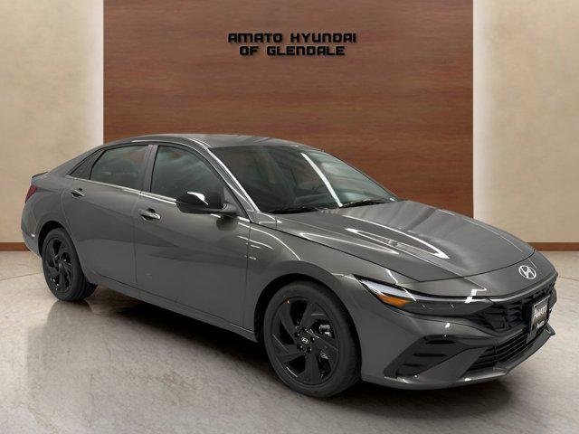 New 2026 Gray Hyundai SEL Sport Premium image 7