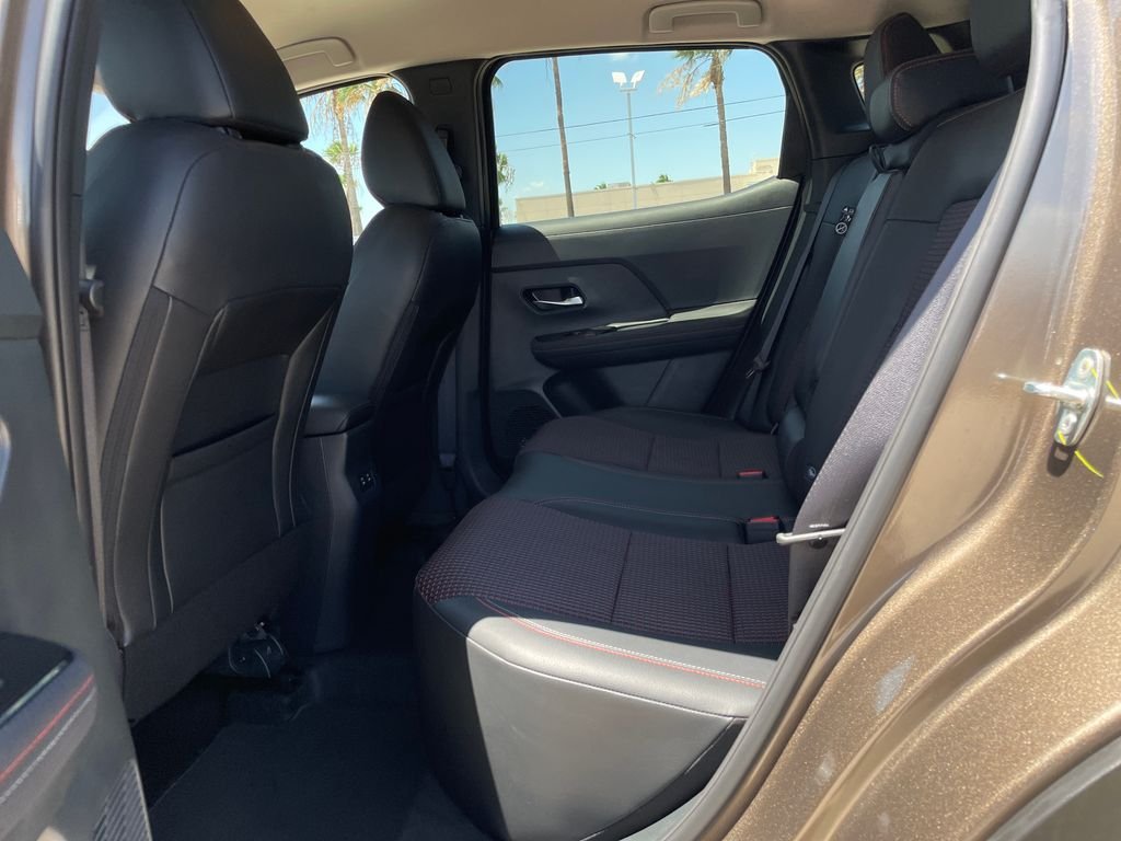 Used 2025 Brown Nissan SR image 25