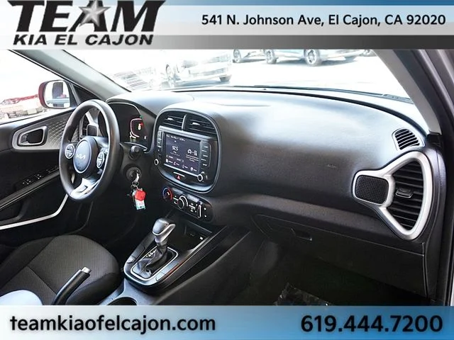 2023 Kia Soul LX - Photo 10