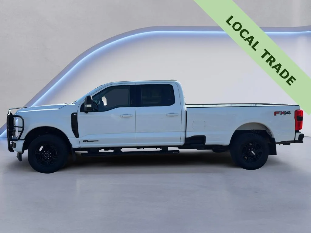 Used 2023 Oxford White Ford XLT image 2