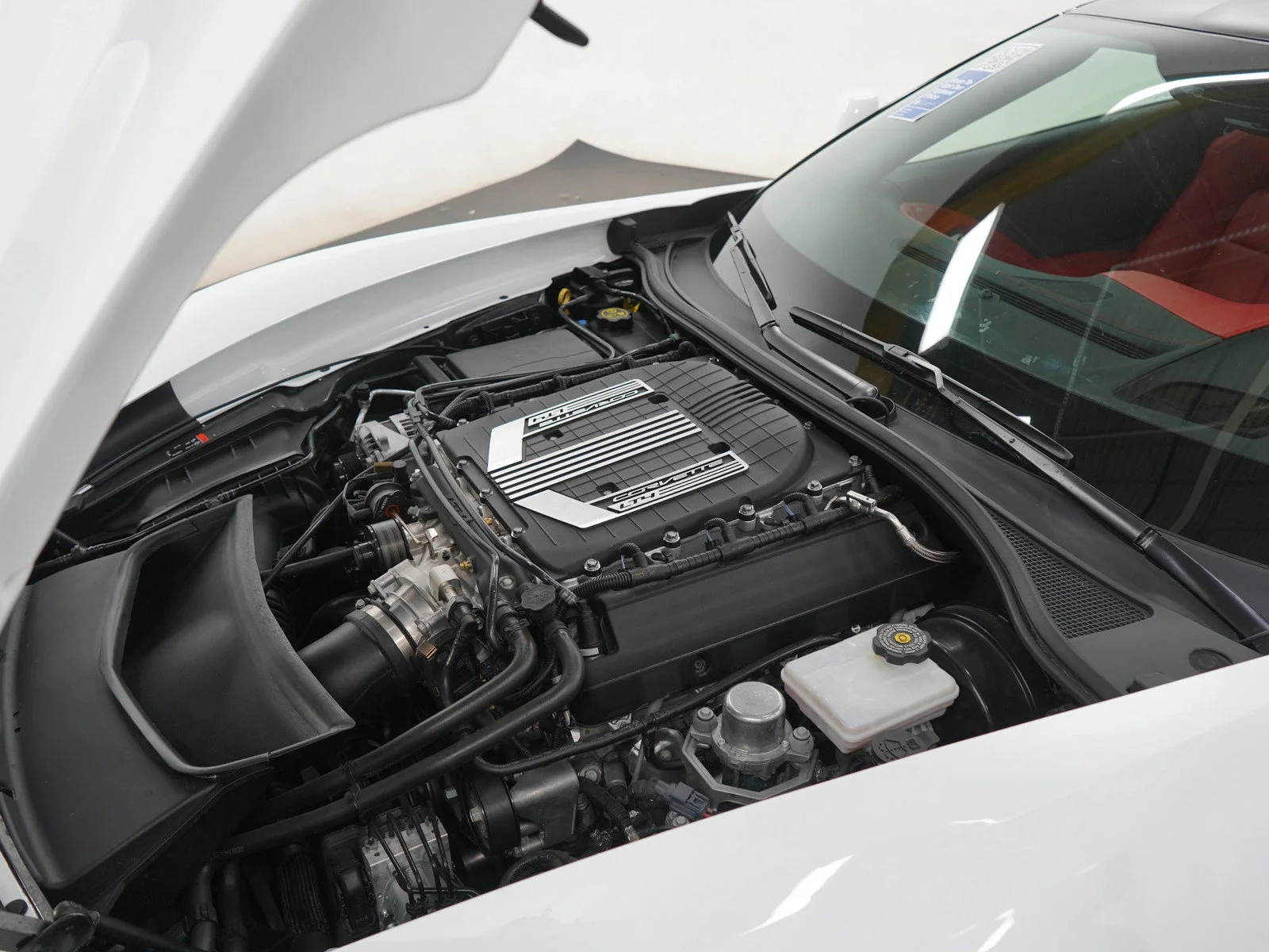 Used 2016 Arctic White Chevrolet Z06 image 24
