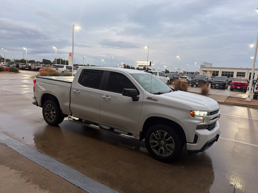 Used 2020 White Chevrolet RST image 1