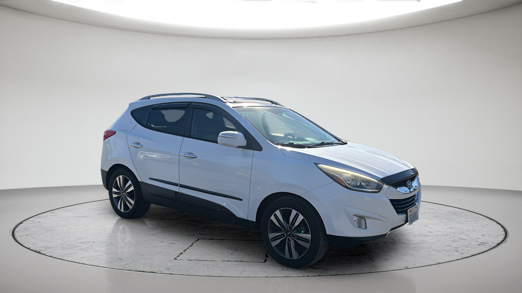 Used 2015 White Hyundai Limited image 2