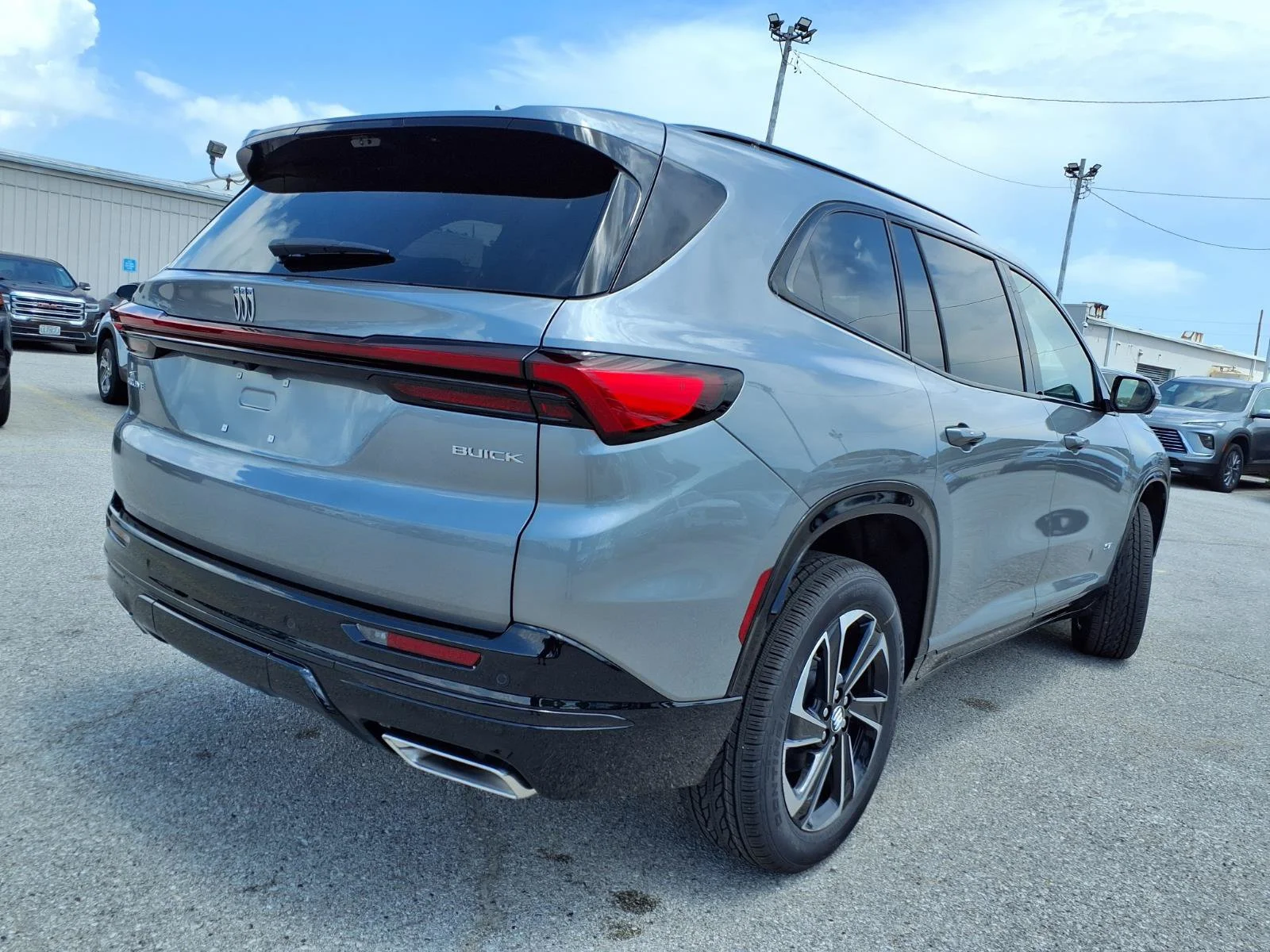 2026 Buick Enclave Sport Touring - Photo 22