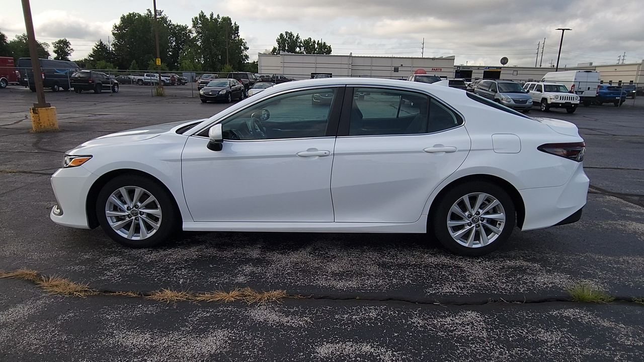 Used 2024 White Toyota LE image 5