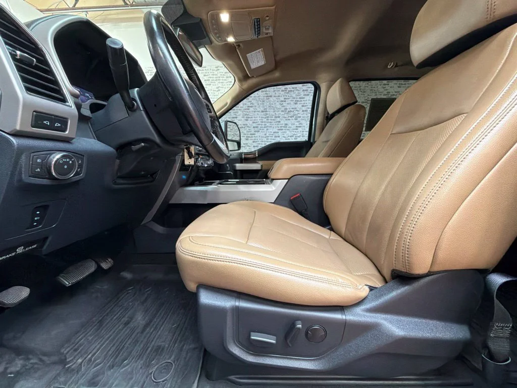 Used 2022 Silver Metallic Ford Lariat image 24