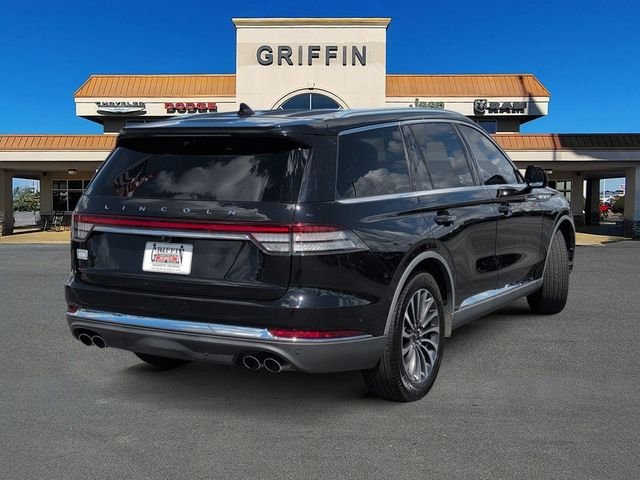Used 2021 Black Lincoln Reserve image 4