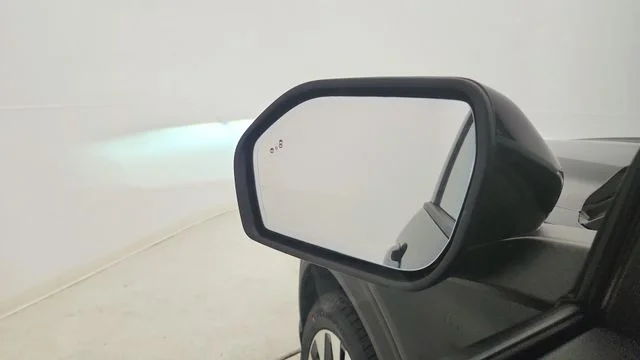 New 2026 Agate Black Metallic Ford Platinum™ image 38