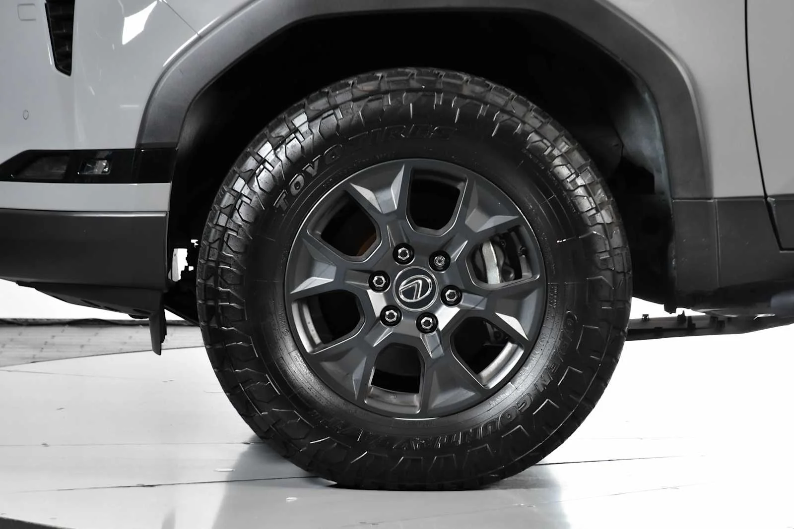 Used 2024 Incognito Lexus Overtrail image 10
