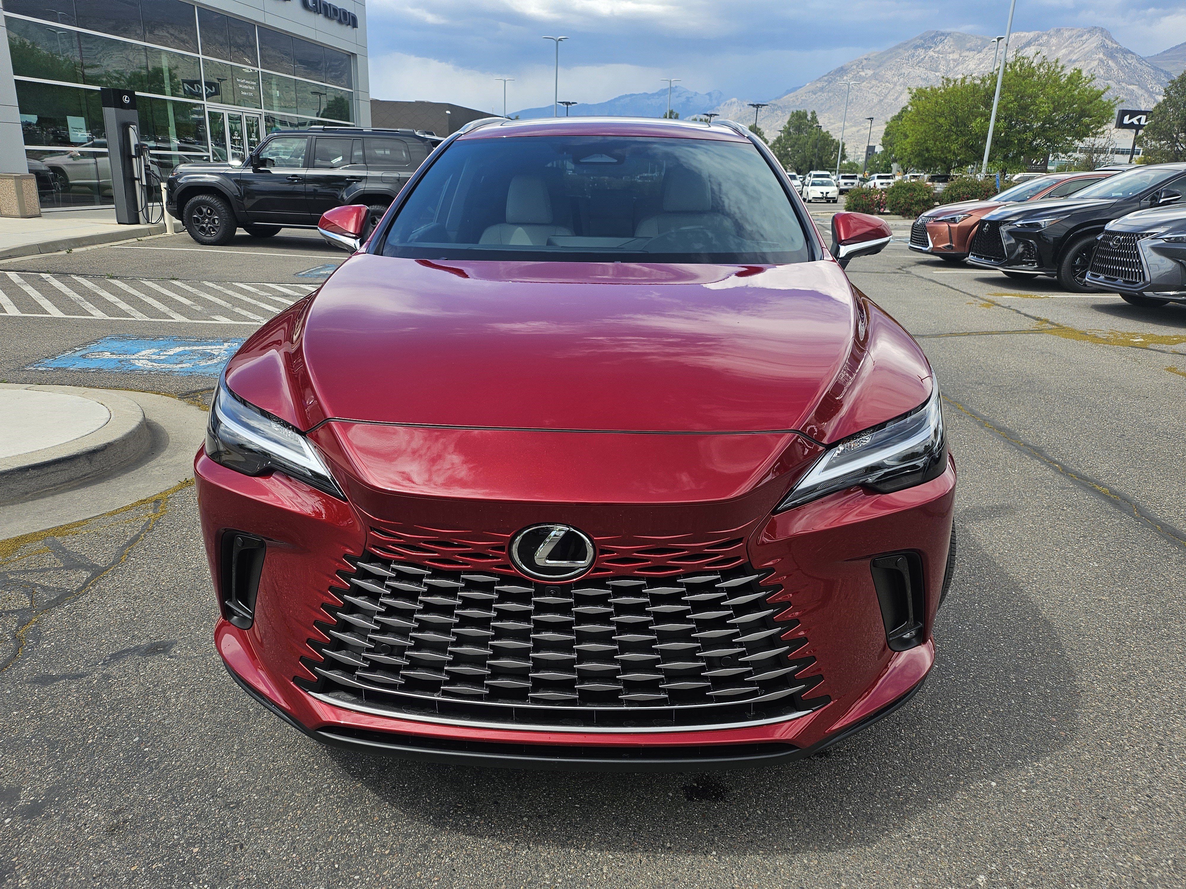 New 2026 Matador Red Mica Lexus PREMIUM image 2