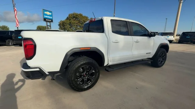 Used 2025 Summit White GMC Elevation image 8