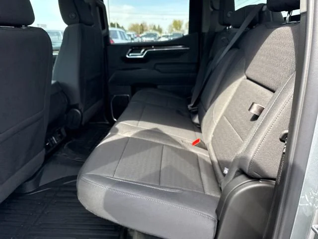New 2026 Sterling Metallic GMC Elevation image 28