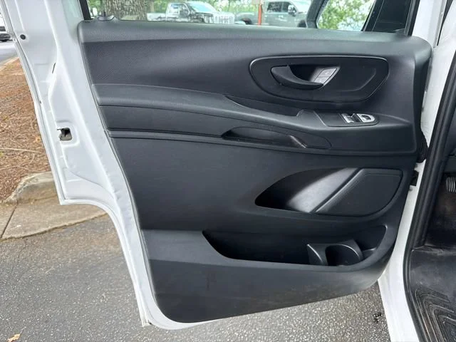 Used 2018 White Mercedes-Benz NA image 10