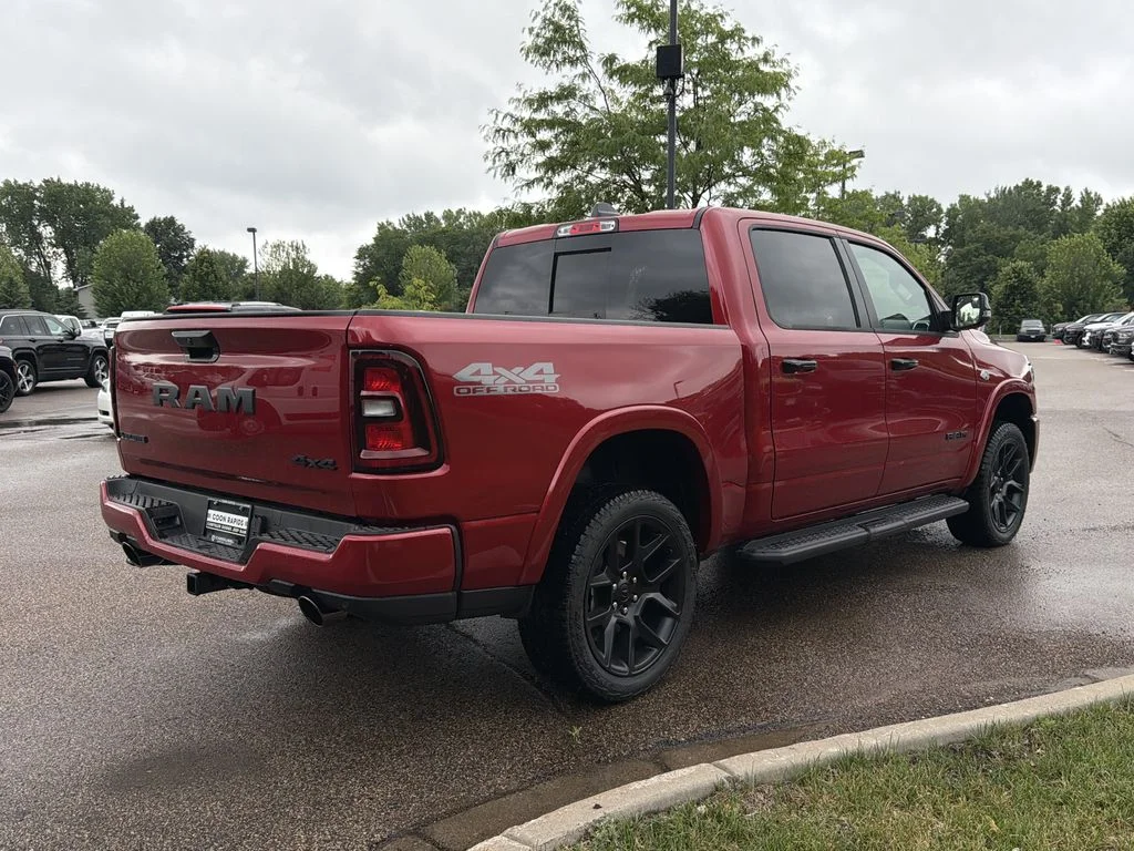 New 2026 Molten Red Pearl-Coat Exterior Paint Ram Laramie image 6
