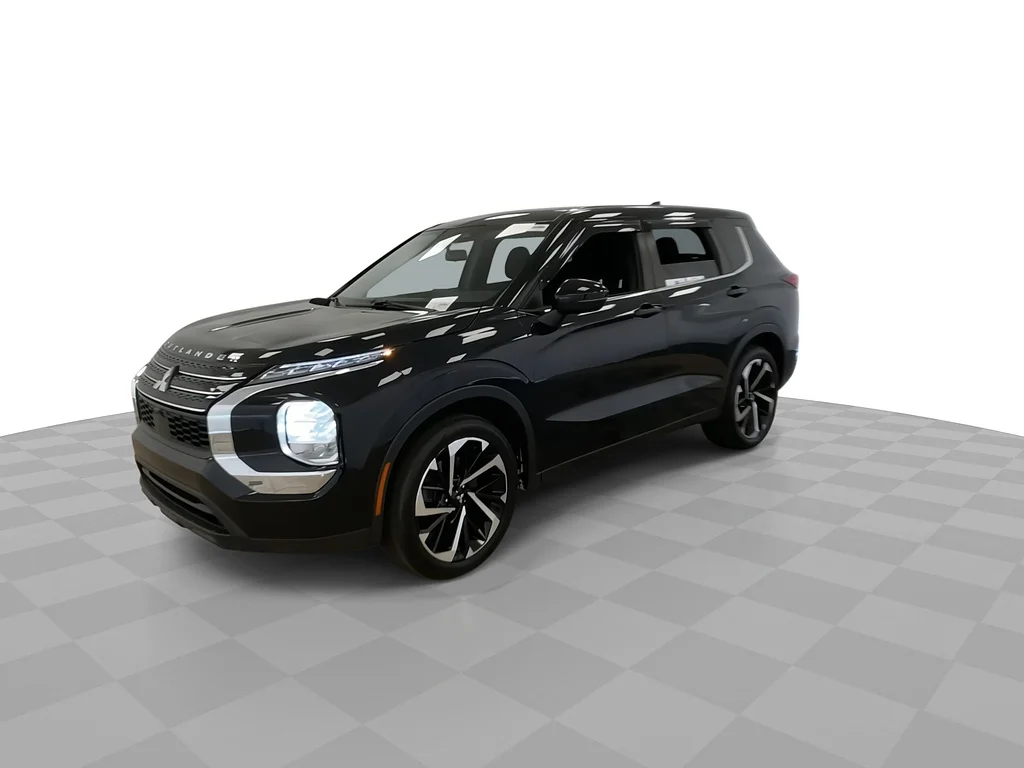 Used 2022 BLACK Mitsubishi ES image 5
