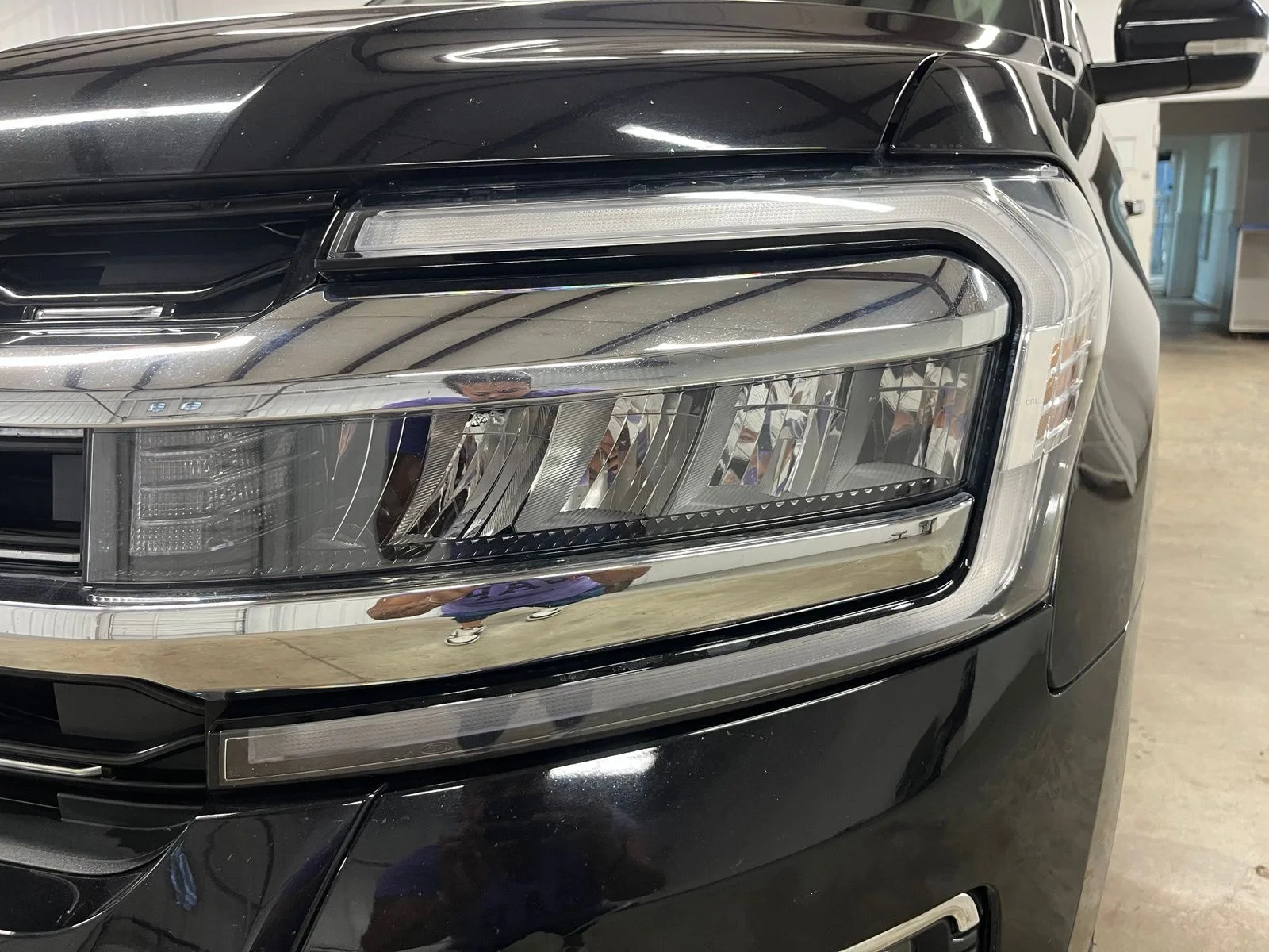 Used 2024 Black Ford Limited image 9