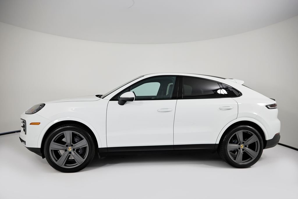 Used 2024 White Porsche  image 2