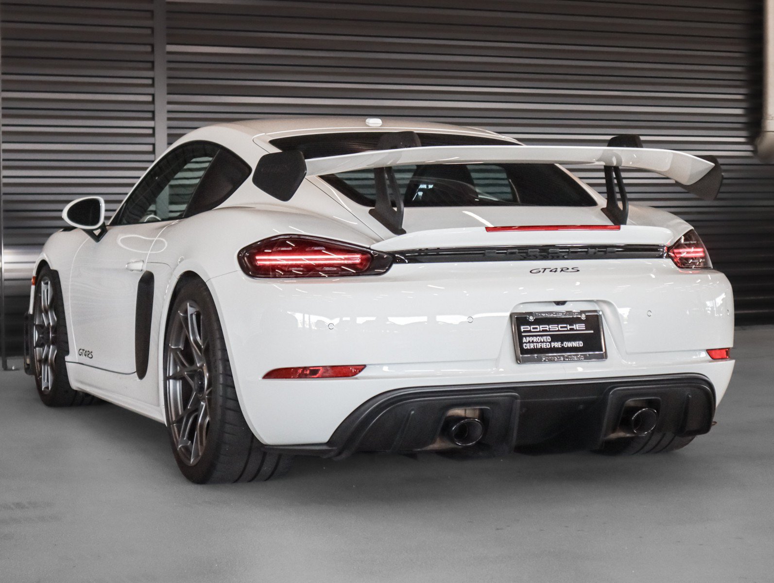 Used 2025 White Porsche GT4 RS image 3