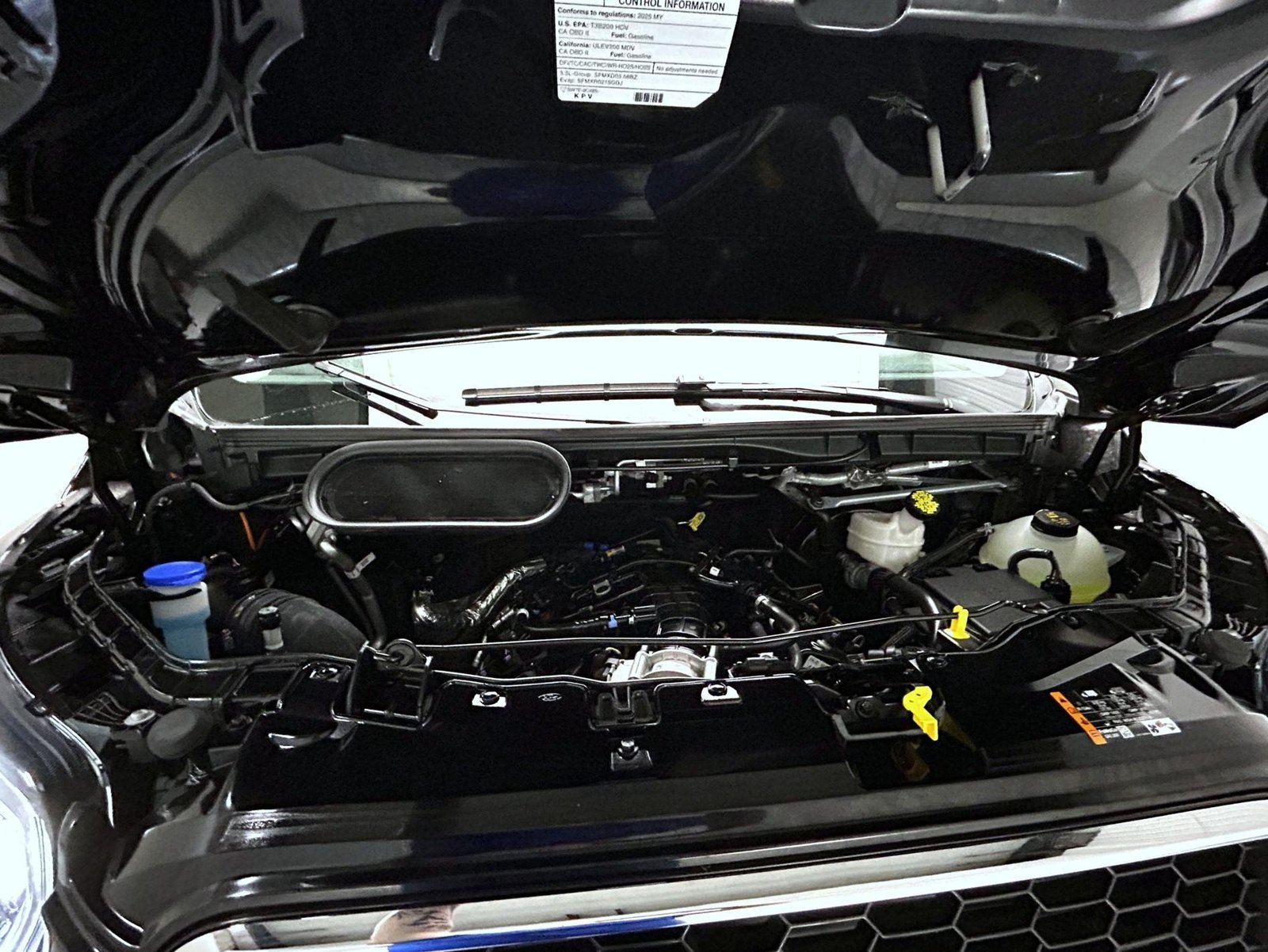 Used 2025 Black Ford XLT image 24