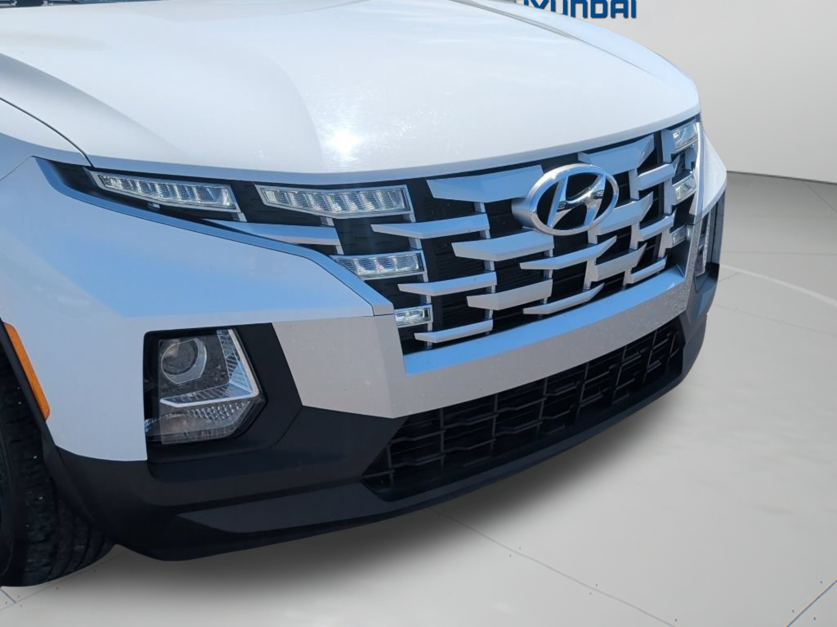 Used 2023 Atlas White Hyundai SEL image 43