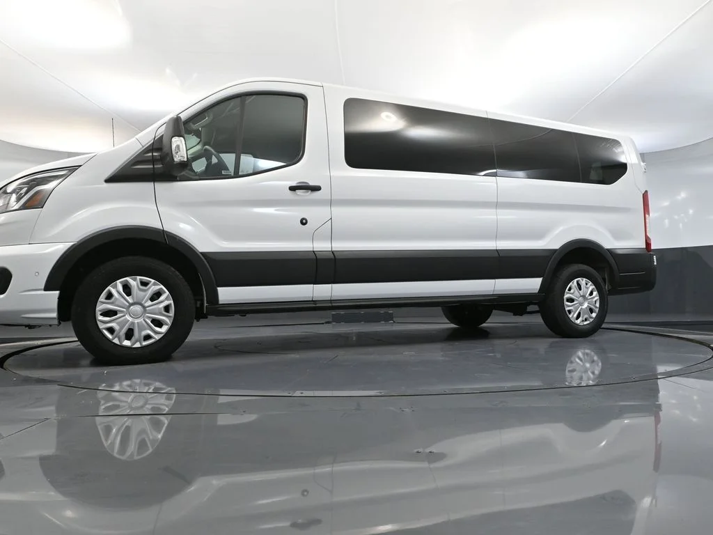 Used 2023 White Ford XLT image 48