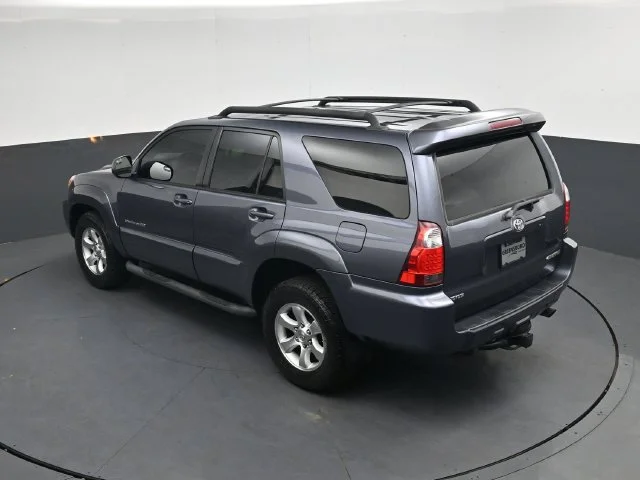 Used 2006 Galactic Gray Mica Toyota SR5 Sport image 17