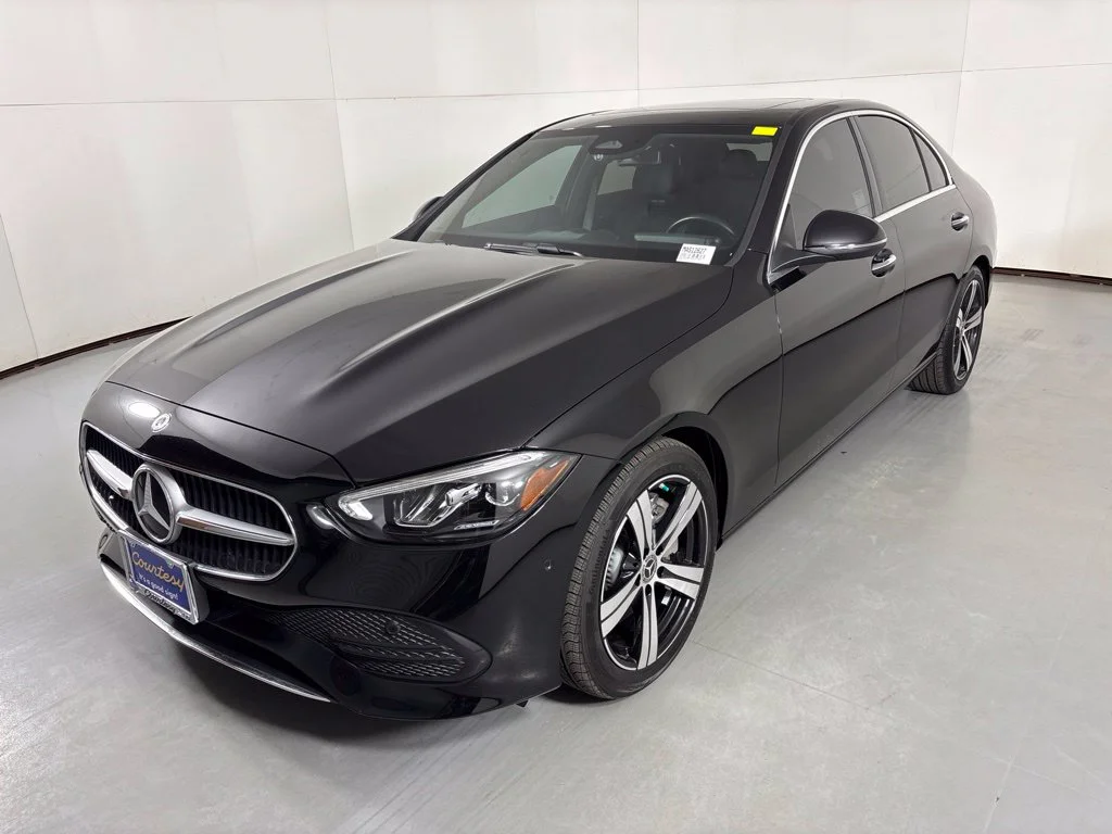 Used 2025 Black Mercedes-Benz C 300 image 4